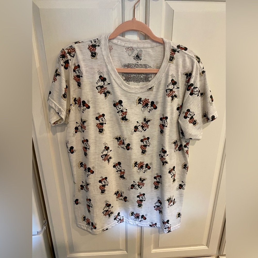 Disney Minnie shirt